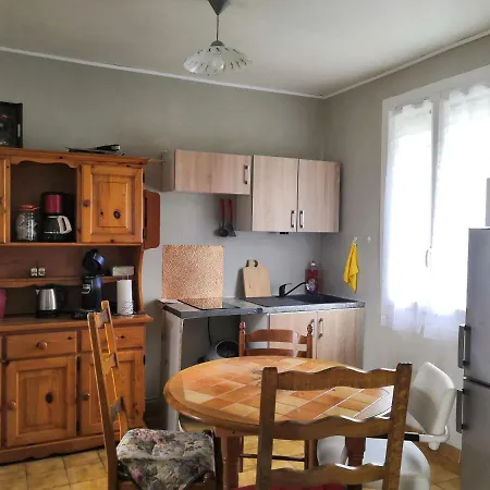 Holiday home Le Nid D'hirondelle *