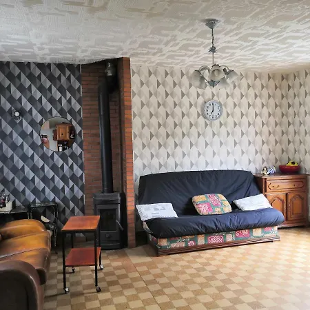 Le Nid D'hirondelle *